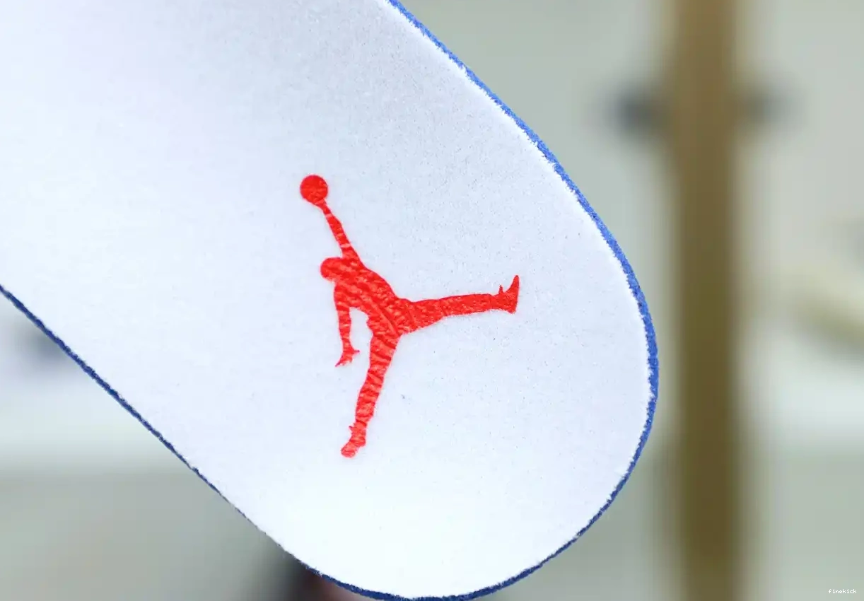 13 Air 